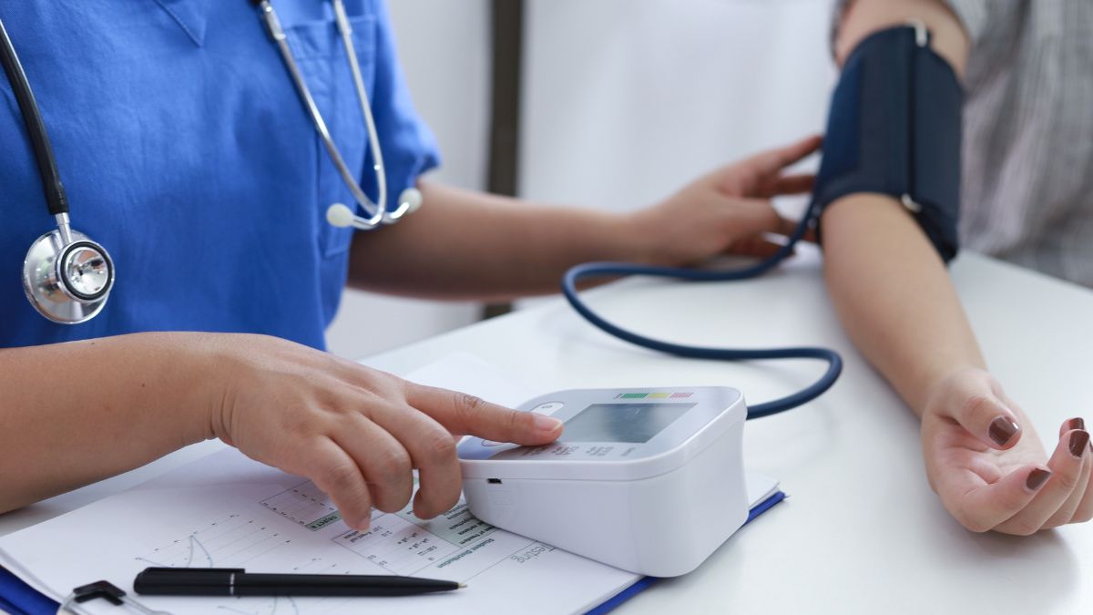 BP low symptoms: 5 signs of low blood pressure levels that you should know