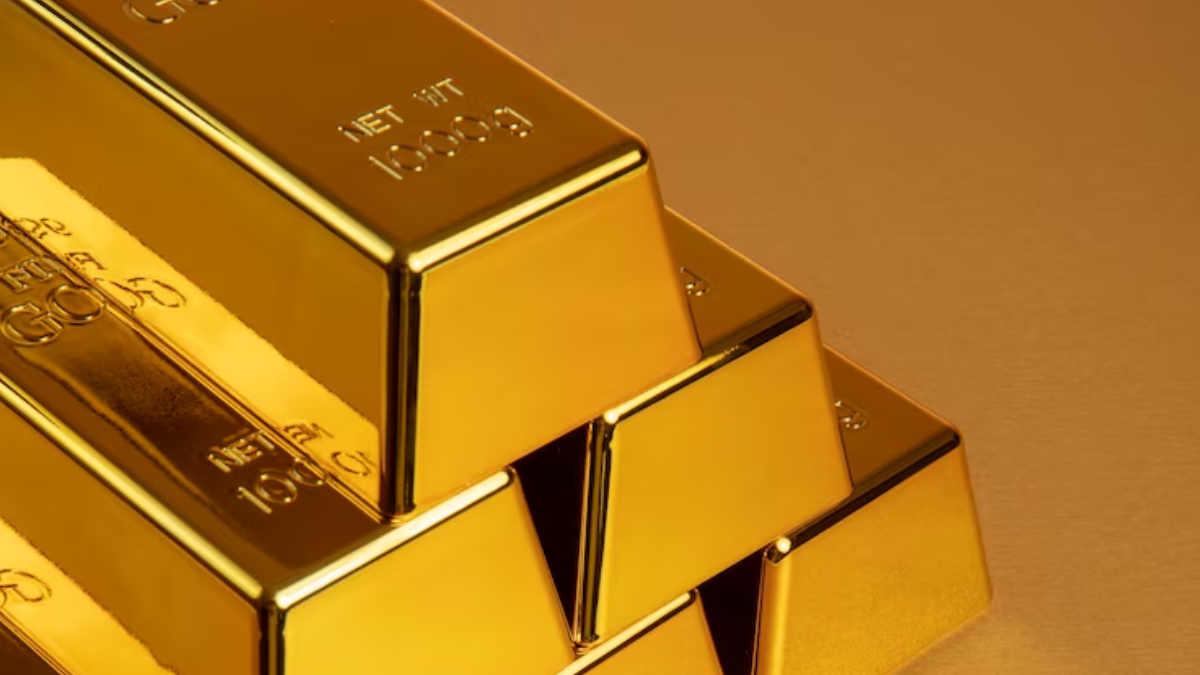 Gold, Silver Rates Today: Gold gains, MCX loses shine | Check city-wise rates on July 30